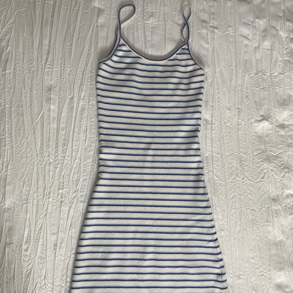 Ribbed spaghetti strap bodycon dress